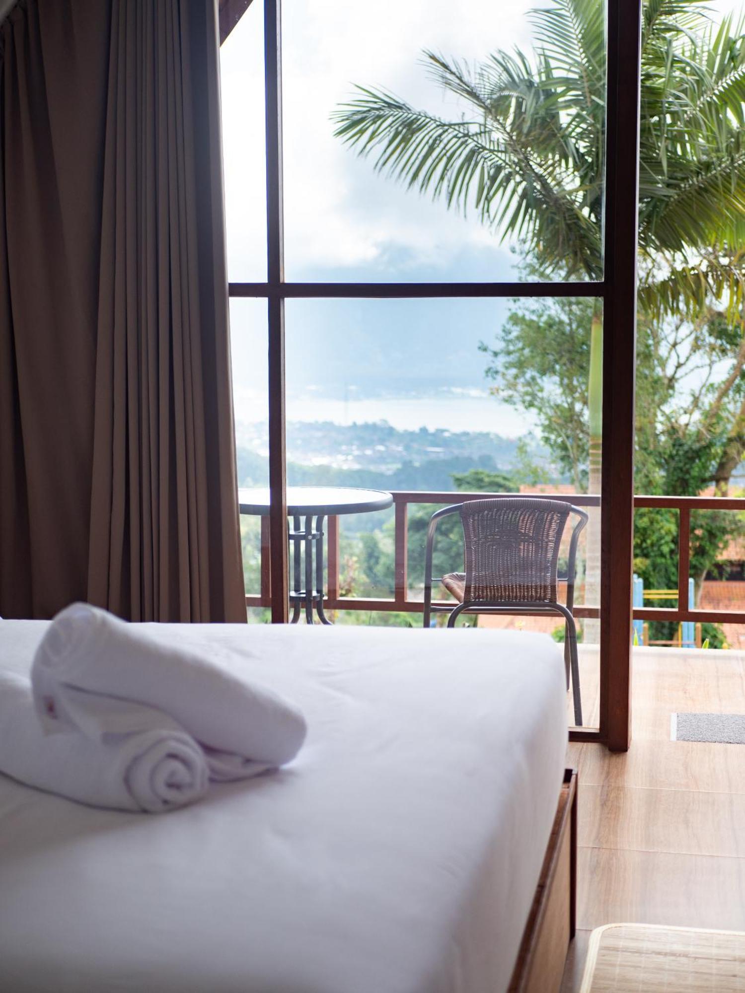 הוילה Selemadeg Catu Glamping Bedugul מראה חיצוני תמונה